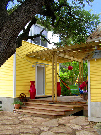 Travis Heights Treehouse #2