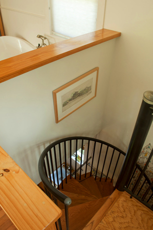 Travis Heights Treehouse #7